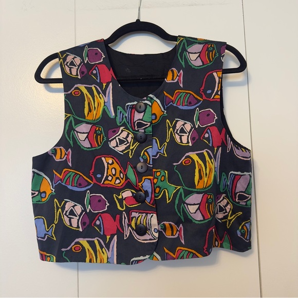 Vintage Tops - Vintage 100% Silk Colorful Fish Print Vest Top